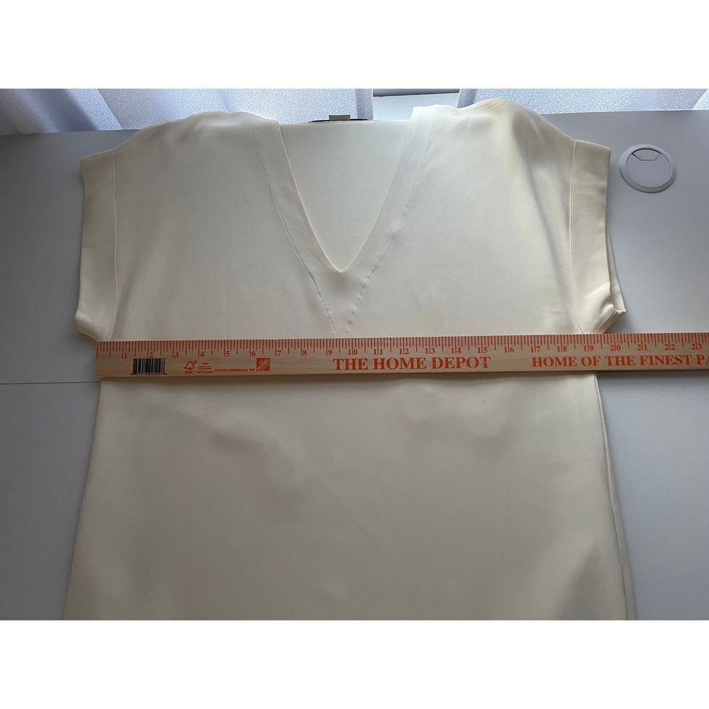 Stella McCartney Cream V-Neck Laser Cut Scalloped Hem Shift‎ Dress Size Small - Picture 8 of 9